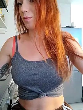 clara-francaise online show from November 2025 02:30:01 PM