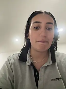 Snapshot of Hannahoff chatting on January 2025 05:11:01 AM Hannahoff online show from January 2025 05:11:01 AM