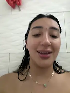 Snapshot of Hannahoff chatting on March 2025 04:25:01 AM Hannahoff online show from March 2025 04:25:01 AM