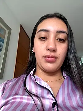 Snapshot of Hannahoff chatting on October 2025 04:08:02 PM Hannahoff online show from October 2025 04:08:02 PM