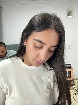 Snapshot of Hannahoff chatting on March 2026 02:17:01 AM Hannahoff online show from March 2026 02:17:01 AM