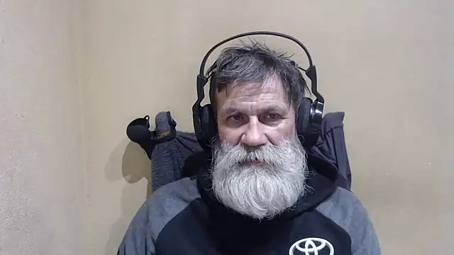 Snapshot of AlexNudo chatting on March 2026 06:22:02 PM AlexNudo online show from March 2026 06:22:02 PM