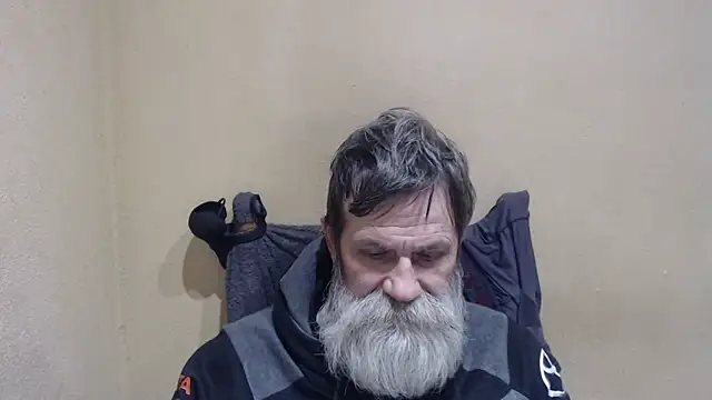 Snapshot of AlexNudo chatting on April 2026 04:04:02 PM AlexNudo online show from April 2026 04:04:02 PM