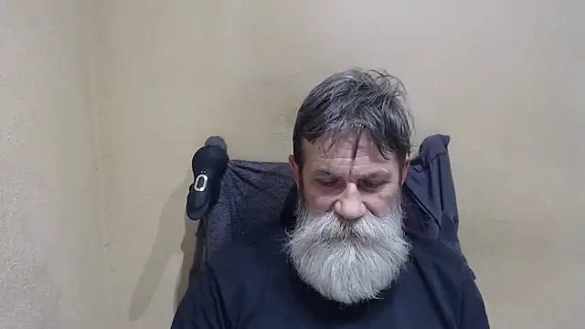 Snapshot of AlexNudo chatting on April 2026 09:40:01 AM AlexNudo online show from April 2026 09:40:01 AM