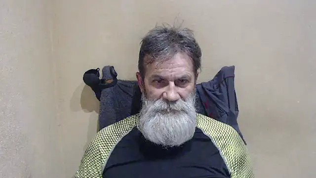 Snapshot of AlexNudo chatting on May 2026 08:32:01 AM AlexNudo online show from May 2026 08:32:01 AM