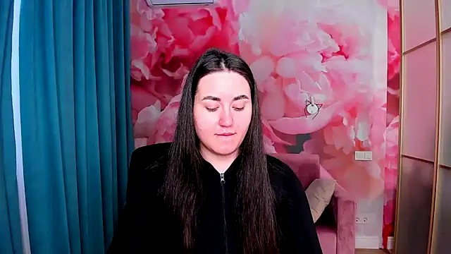 Roxie Bradley online show from December 2024 07:03:01 AM