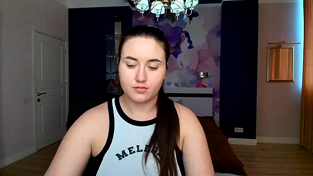 Roxie Bradley online show from February 2025 10:54:02 AM