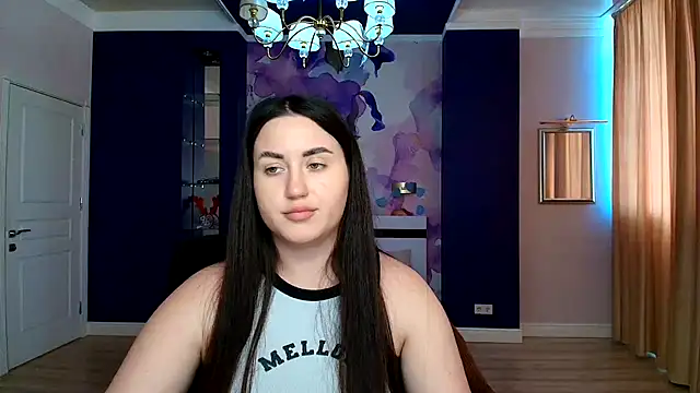 Roxie Bradley online show from February 2025 09:58:02 AM