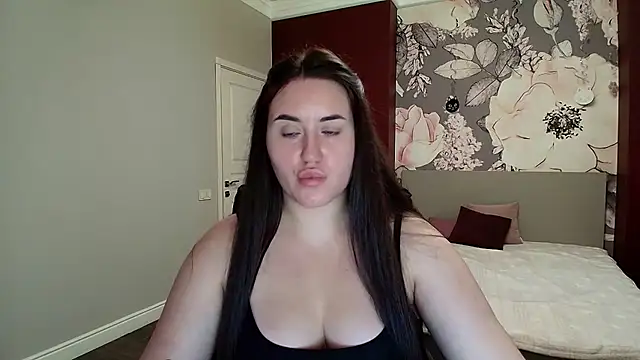 Roxie Bradley online show from September 2025 06:04:02 AM