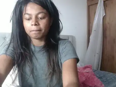 Snapshot of charlott7 chatting on January 2025 10:35:02 PM charlott7 online show from January 2025 10:35:02 PM