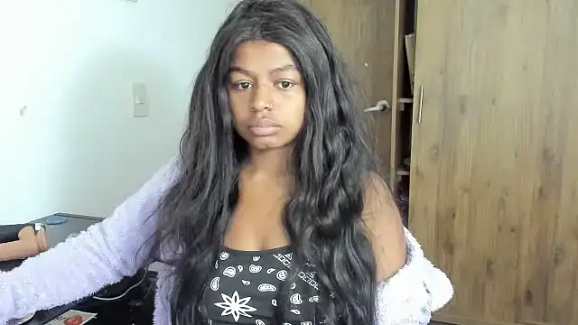 Snapshot of charlott7 chatting on March 2025 11:31:01 AM charlott7 online show from March 2025 11:31:01 AM