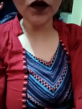 Snapshot of Scholl_girl143 chatting on May 2026 07:47:01 AM Scholl girl143 online show from May 2026 07:47:01 AM