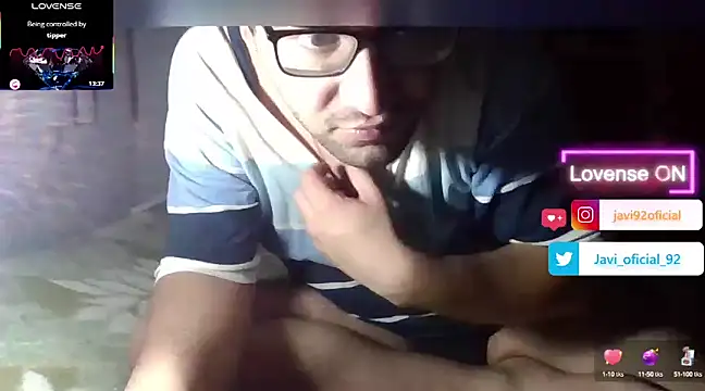 Snapshot of Javi_92 chatting on February 2025 01:15:01 AM Javi 92 online show from February 2025 01:15:01 AM