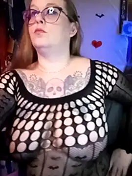 Snapshot of edgexchaos chatting on February 2026 04:42:01 AM edgexchaos online show from February 2026 04:42:01 AM