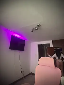 Miaparkerss  online show from March 2026 09:18:02 PM