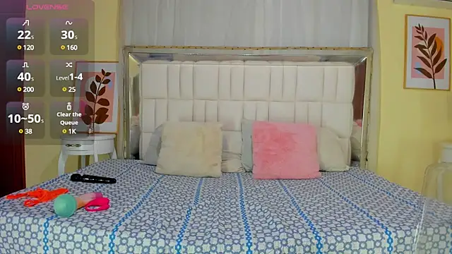 Snapshot of AlmaSean chatting on March 2025 08:21:01 PM AlmaSean online show from March 2025 08:21:01 PM