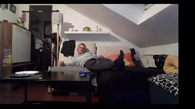 Snapshot of Cambitchboy chatting on April 2026 08:18:01 PM Cambitchboy online show from April 2026 08:18:01 PM