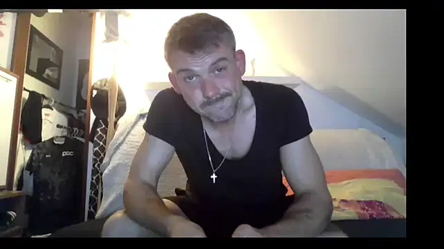 Snapshot of Cambitchboy chatting on April 2026 01:03:01 AM Cambitchboy online show from April 2026 01:03:01 AM