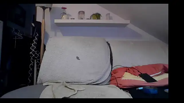 Snapshot of Cambitchboy chatting on April 2026 06:23:01 PM Cambitchboy online show from April 2026 06:23:01 PM