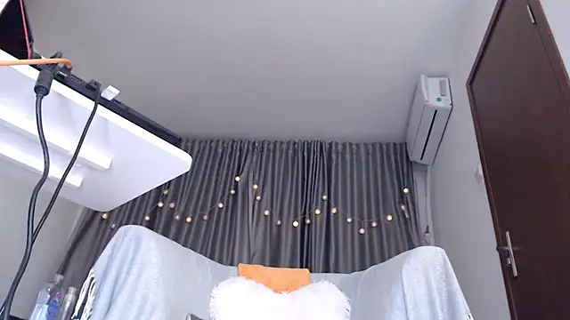 Snapshot of Babe_Licious chatting on March 2026 08:41:02 PM Babe Licious online show from March 2026 08:41:02 PM