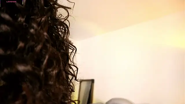 Valeriestyle online show from September 2025 04:01:01 AM