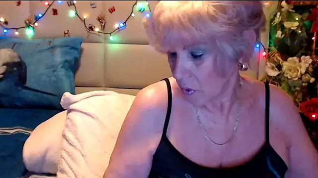 HappyWomanOn online show from February 2026 11:21:01 AM