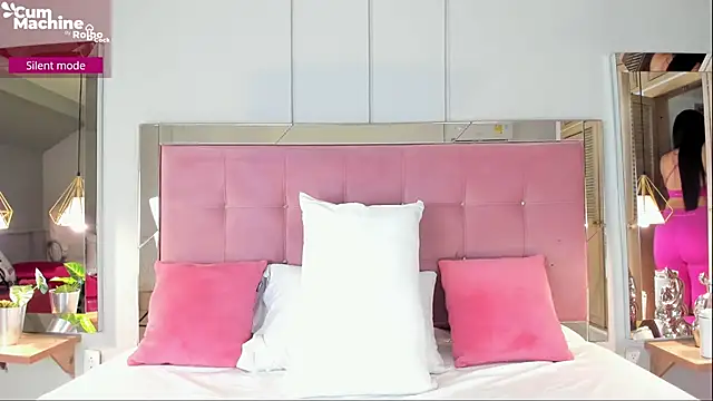 Ahincale online show from December 2025 07:53:01 PM