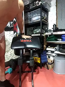 rob2810 online show from February 2026 07:51:02 PM