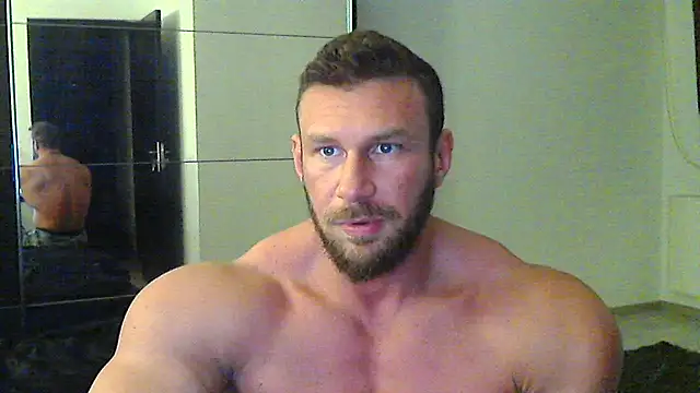 muscularkevin online show from March 2025 04:29:02 PM