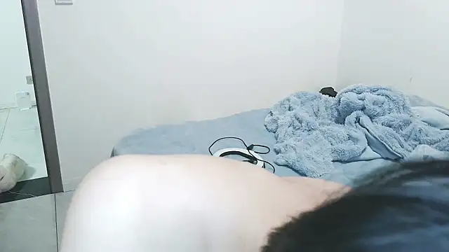 kennyassss online show from July 2026 04:21:01 PM