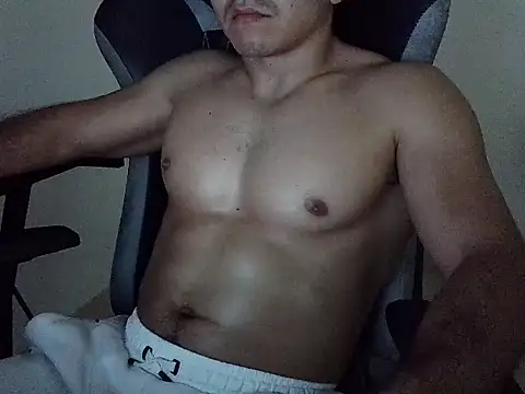 Snapshot of MILCARITAS3 chatting on March 2026 04:07:02 AM MILCARITAS3 online show from March 2026 04:07:02 AM