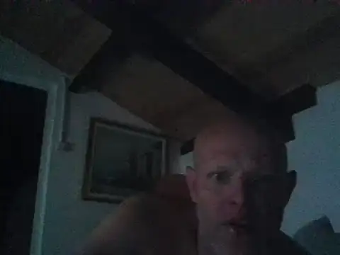 Snapshot of davigochi77bcn chatting on March 2025 09:54:02 PM davigochi77bcn online show from March 2025 09:54:02 PM