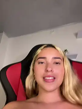 Irisweet  online show from February 2025 06:16:01 PM