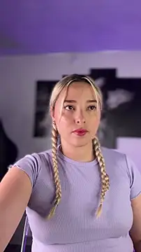 Irisweet  online show from December 2025 10:40:02 PM