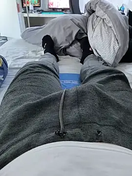 Luishorny19 online show from March 2025 04:33:01 PM