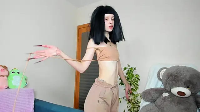 Snapshot of FlowerOfSin2001 chatting on September 2025 02:17:01 PM FlowerOfSin2001 online show from September 2025 02:17:01 PM