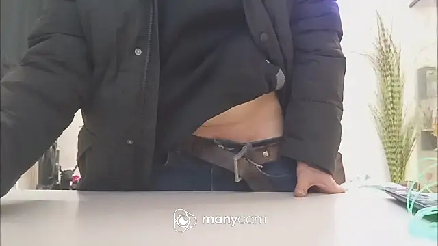 Snapshot of der_dino30 chatting on March 2026 10:43:01 PM der dino30 online show from March 2026 10:43:01 PM