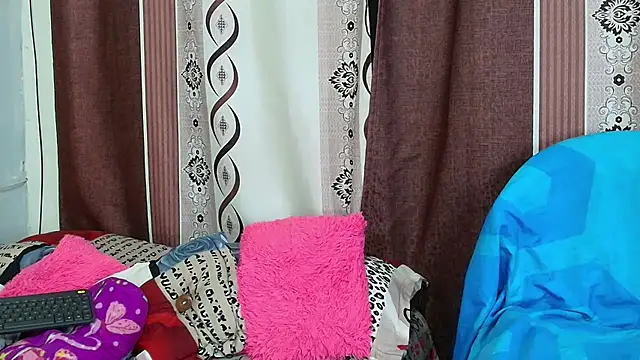 brenlissy89 online show from November 2025 04:42:01 PM