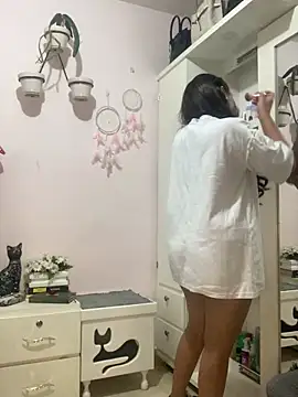 Kataliina online show from January 2025 09:55:02 PM