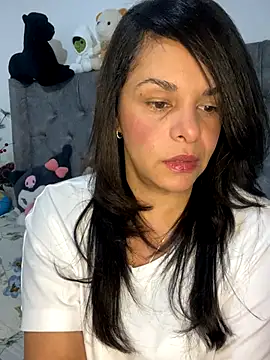 Kataliina online show from November 2025 04:59:02 AM