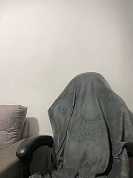 Snapshot of Kataliina chatting on April 2026 02:55:01 AM Kataliina online show from April 2026 02:55:01 AM