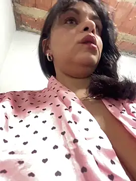 Snapshot of Kataliina chatting on July 2026 12:10:01 AM Kataliina online show from July 2026 12:10:01 AM