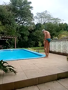 dutra498 online show from April 2026 07:00:01 PM