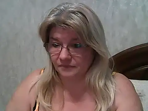 Diana 49 online show from March 2025 11:19:01 AM