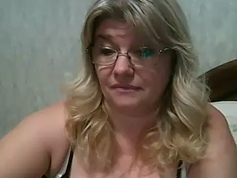 Diana 49 online show from March 2025 05:43:02 PM