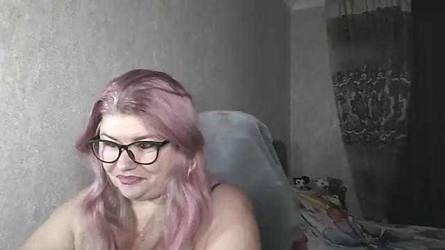 Snapshot of Diana_49 chatting on July 2026 08:28:02 AM Diana 49 online show from July 2026 08:28:02 AM
