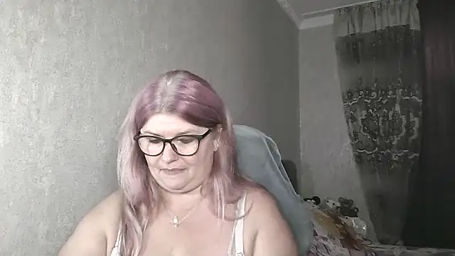 Snapshot of Diana_49 chatting on July 2026 12:41:02 PM Diana 49 online show from July 2026 12:41:02 PM