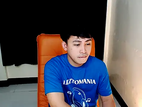 Snapshot of princeJayX chatting on November 2025 04:57:02 AM princeJayX online show from November 2025 04:57:02 AM