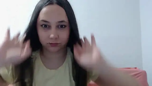 Snapshot of Sara94live chatting on April 2026 06:05:02 AM Sara94live online show from April 2026 06:05:02 AM