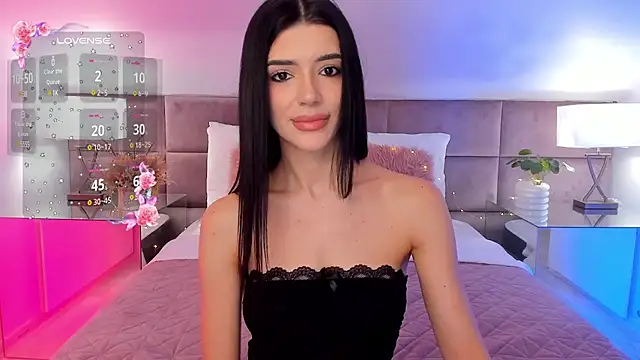 Snapshot of JasmiLyn chatting on February 2025 08:10:01 PM JasmiLyn online show from February 2025 08:10:01 PM